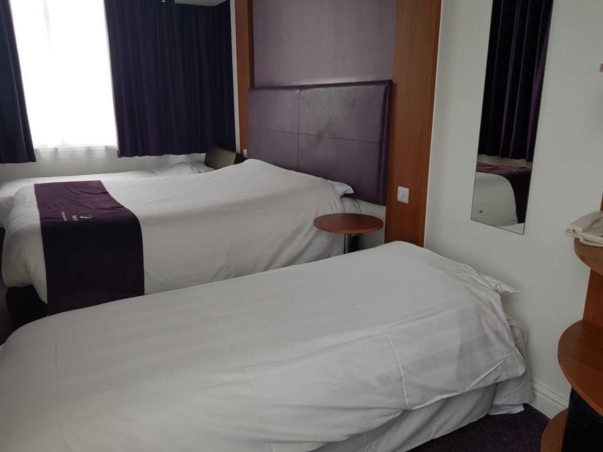 Premier Inn London Hammersmith Extérieur photo